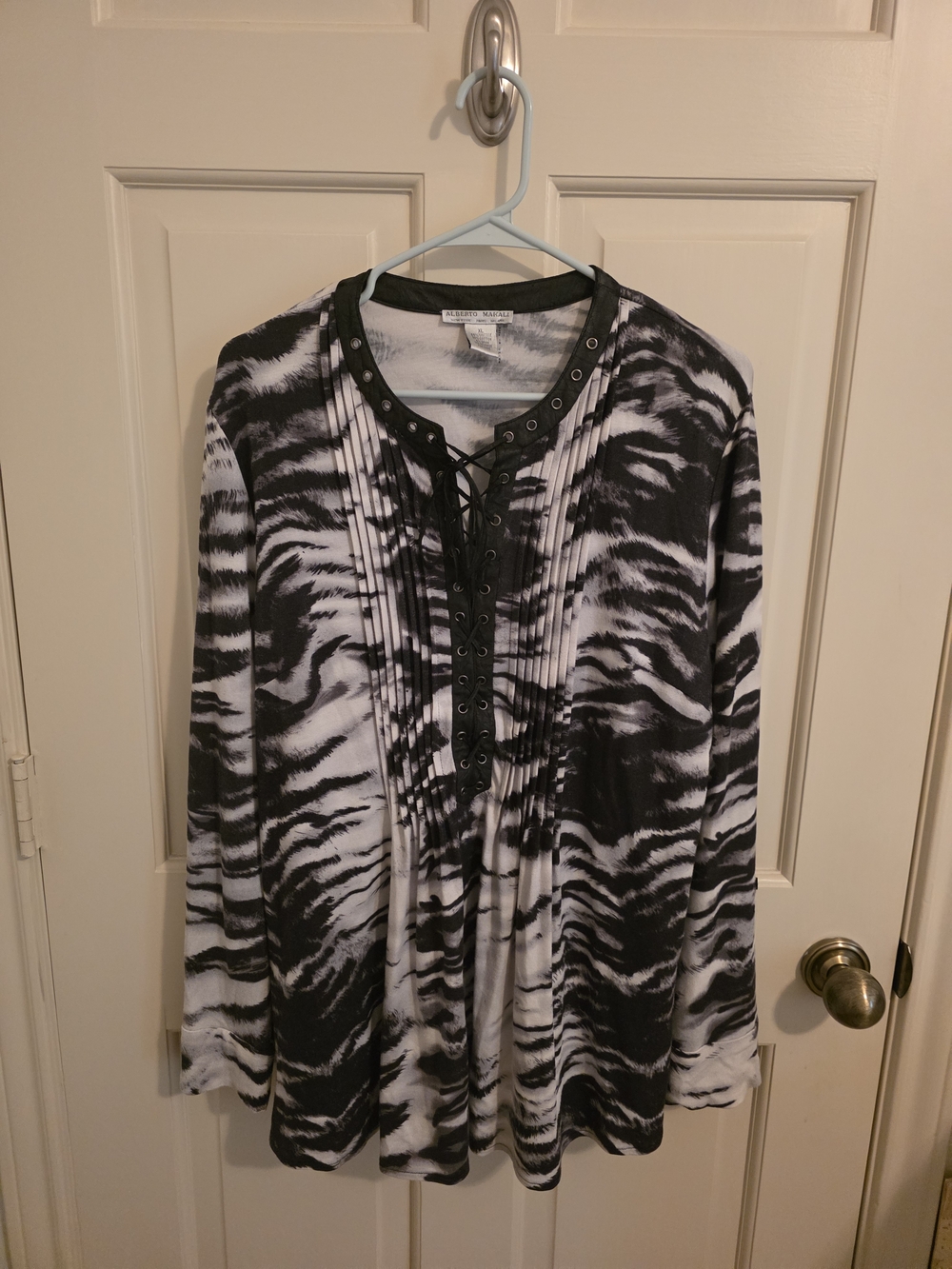 Alberto Makali Black & White Zebra Print Lace-Up Tunic
